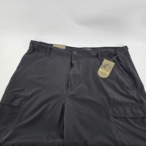 Highland Trail Cargo Shorts Mens Outdoor Hiking Utility Black 42 HT0008XRO NWT